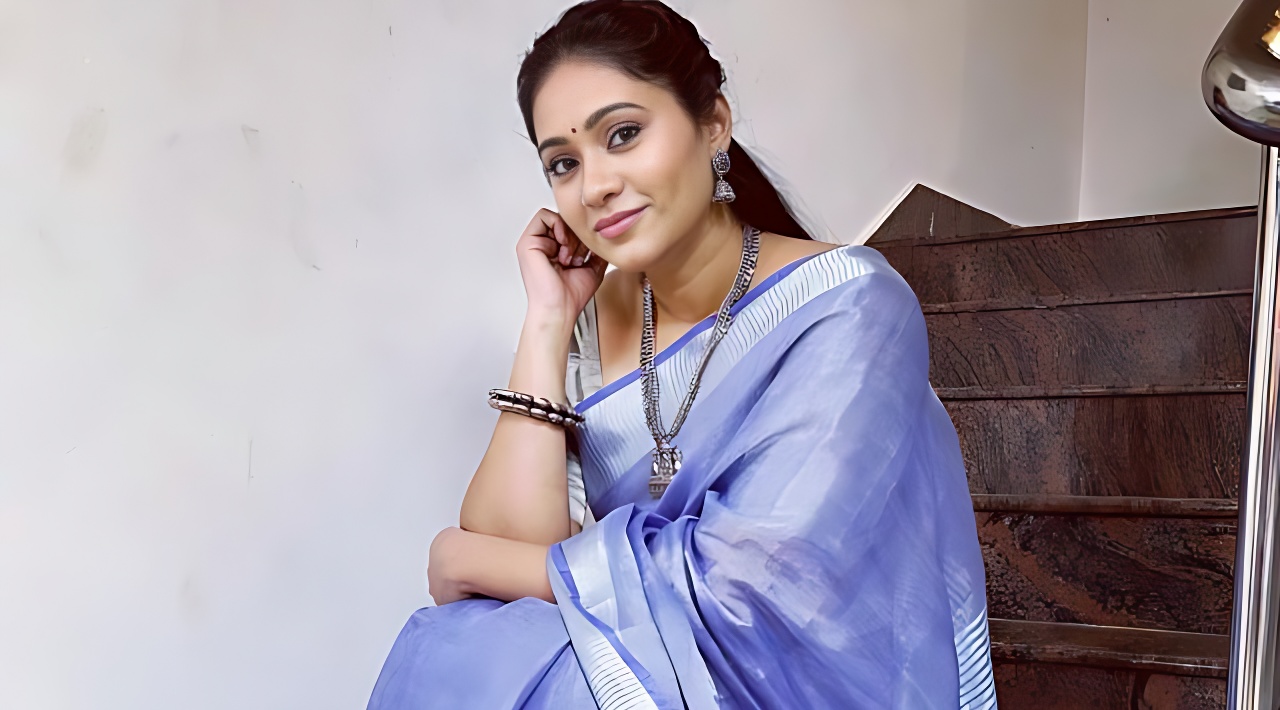Sandhya Jagarlamudi (Actress) Age, Wiki, TV Serials, Husband, Parents, Career and More